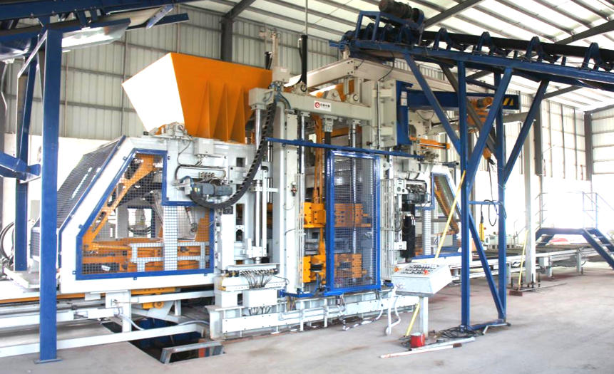 কোয়াংগং ব্রিক মেশিনগুলি দক্ষিণ চীনে তাদের চিহ্ন তৈরি করে—পাকা ইট এবং হীরা-আকৃতির ইট একটি মেশিন দ্বারা পরিচালিত